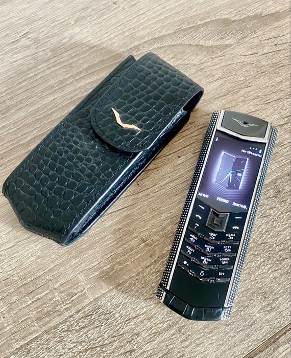 Vertu Signature S