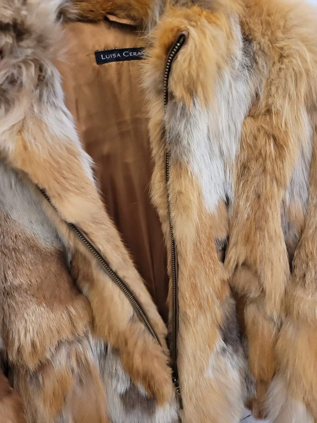 Jacheta din blana naturala de vulpe