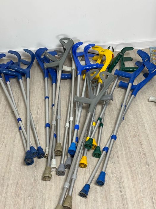 Carje Perechi Persoane dizabilitati Batrani Handicap-Stare F Buna-OK