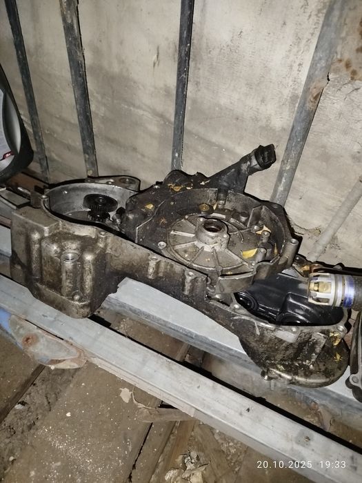 Запчасть от скутер