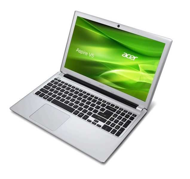 Laptop I3 8GB 120SSD Impecabil