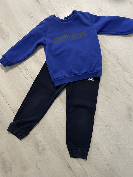 Adidas, Момчешки ватиран комплект