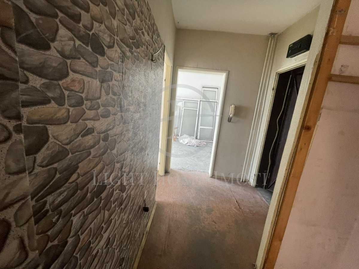 Продава се Тристаен апартамент в Пловдив, Каменица 1 - 60 кв.м за 1517 €/кв.м - Снимка #10