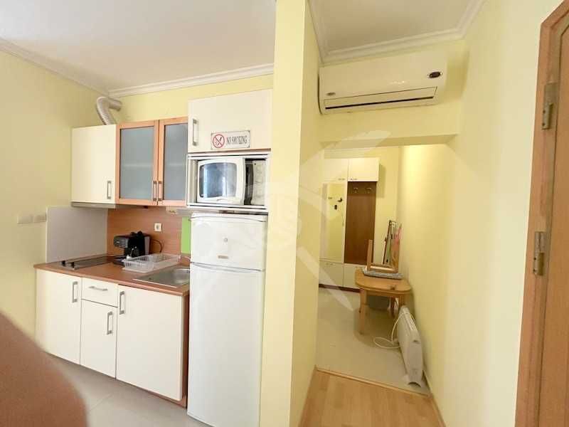 Продава се Едностаен апартамент в к.к. Слънчев бряг - 50 кв.м за 994 €/кв.м - Снимка #1