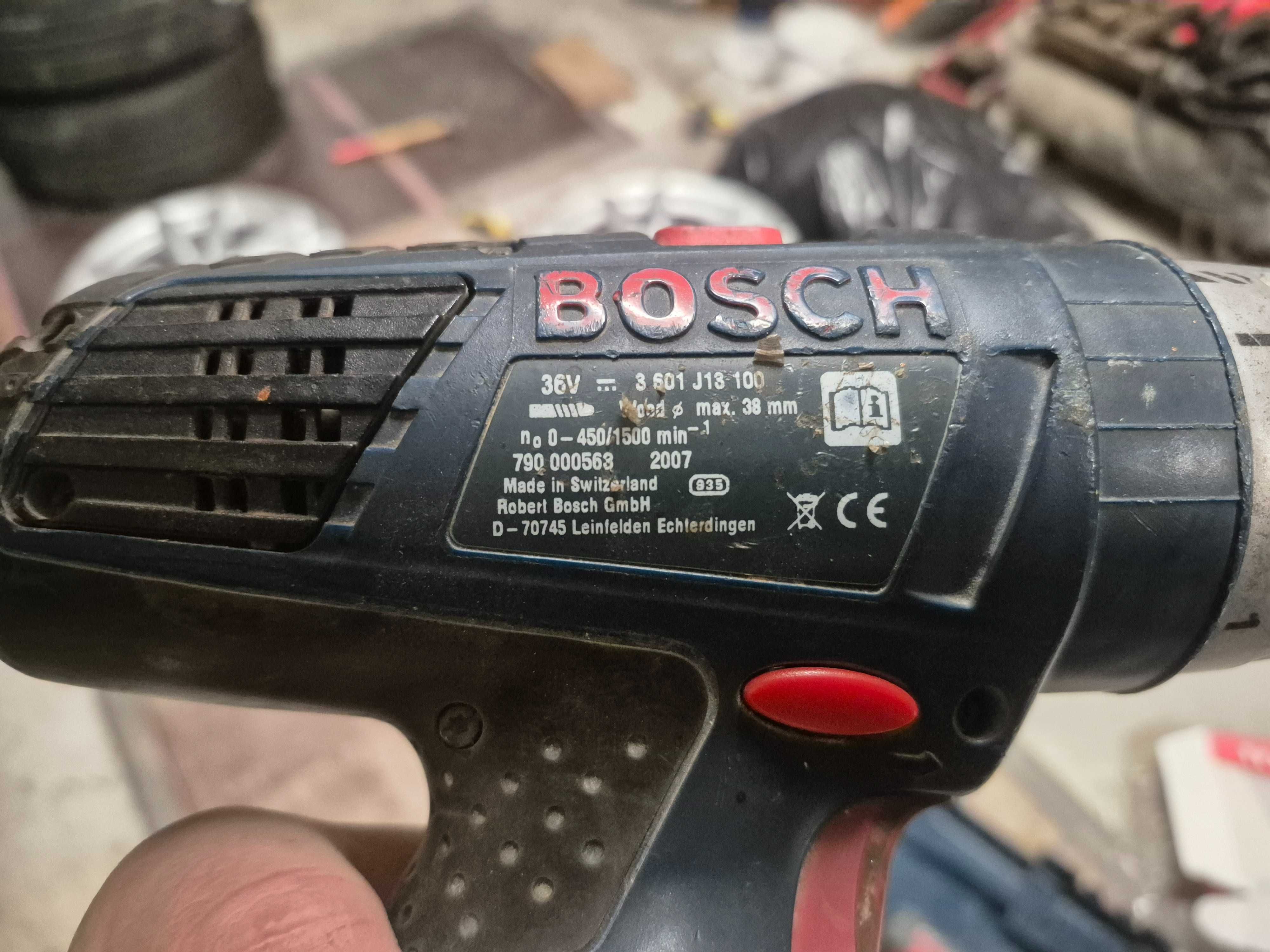 Перфоратор и Винтоверт Bosch 36v 5бр. Батерии