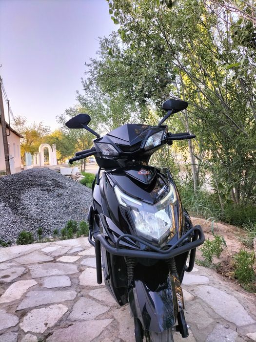 1.Скутер сатылади