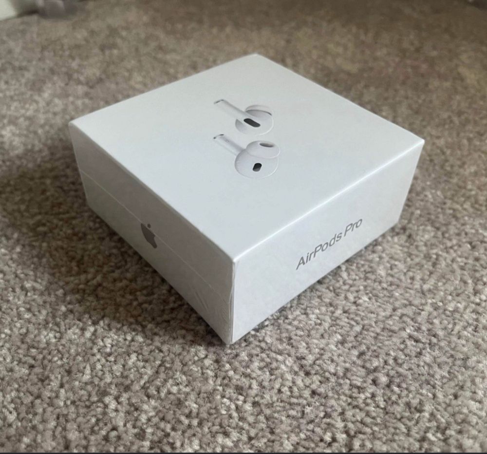 Слушалки Apple AirPods 2 pro ANC Активно шумоизолиране НЕРАЗОПАКОВАНИ!