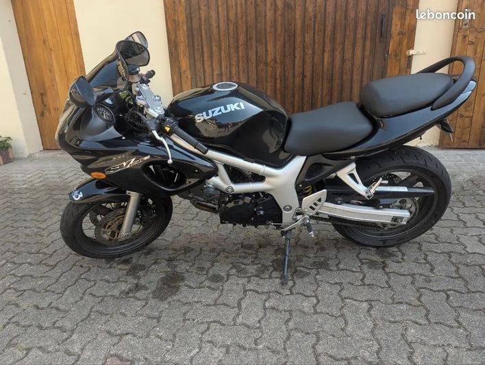 Suzuki SV 650 gen 1