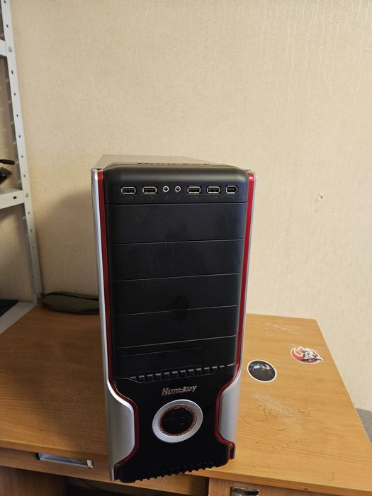 Продам корпус HuntKey Н301