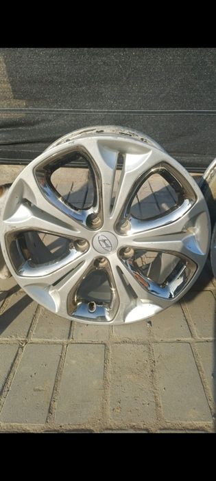 Продаётся Диски R17  цена договорная