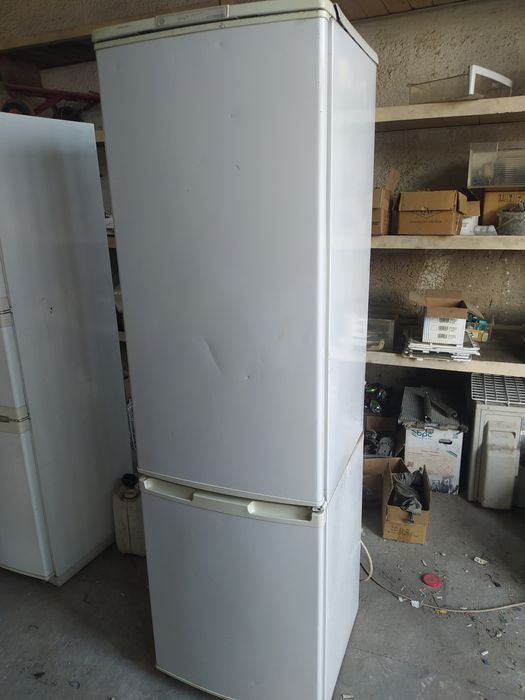 Продам холодильник