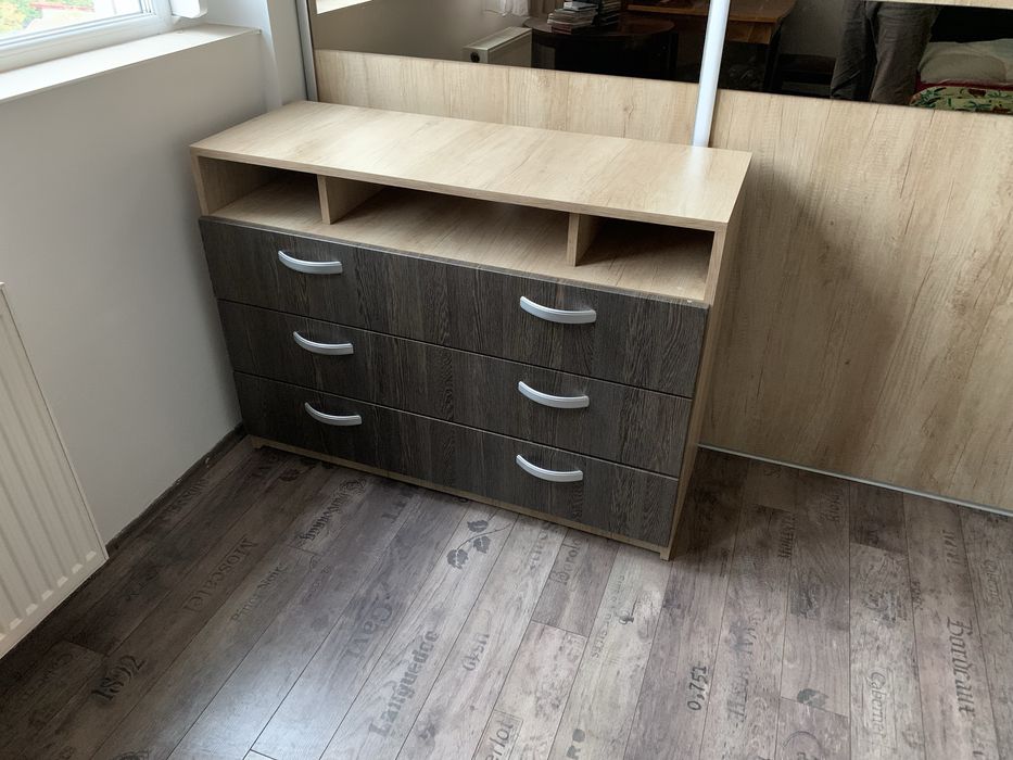 Comodă cu 3 sertare