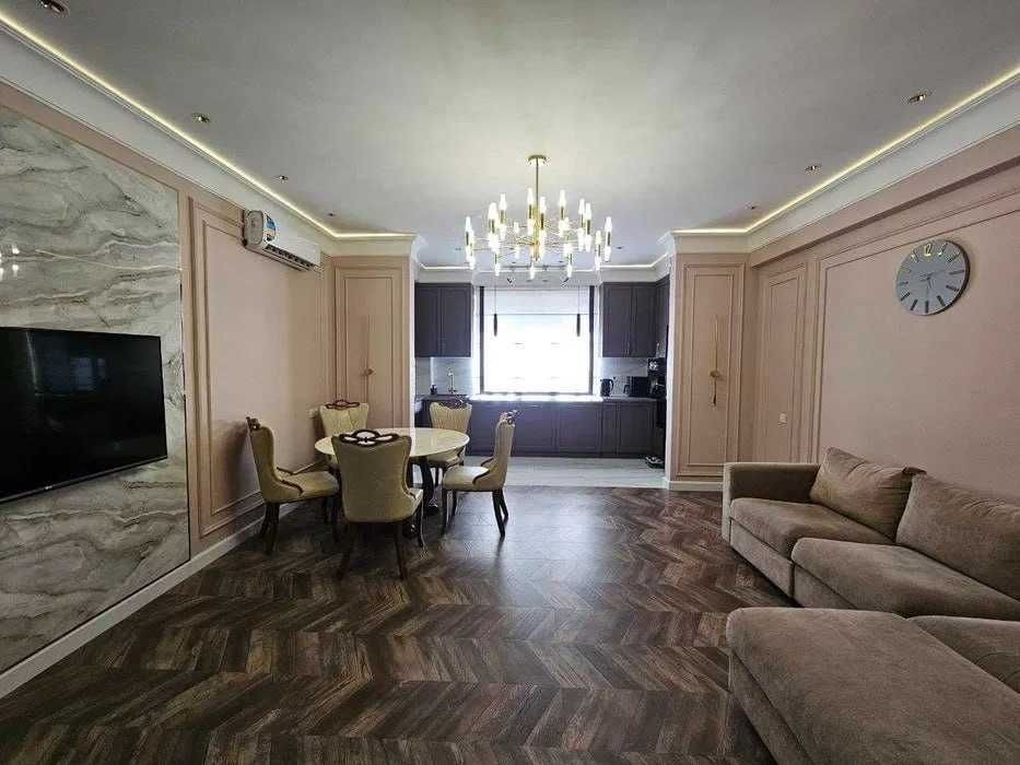 СРОЧНО! СРОЧНО! Продаю квартиру 3/8/10. Юнусабад/Новостройка Р: 29839