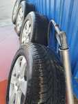 Roti de iarnă cu janta aluminiu. Dimensiune 235/65 R 17.