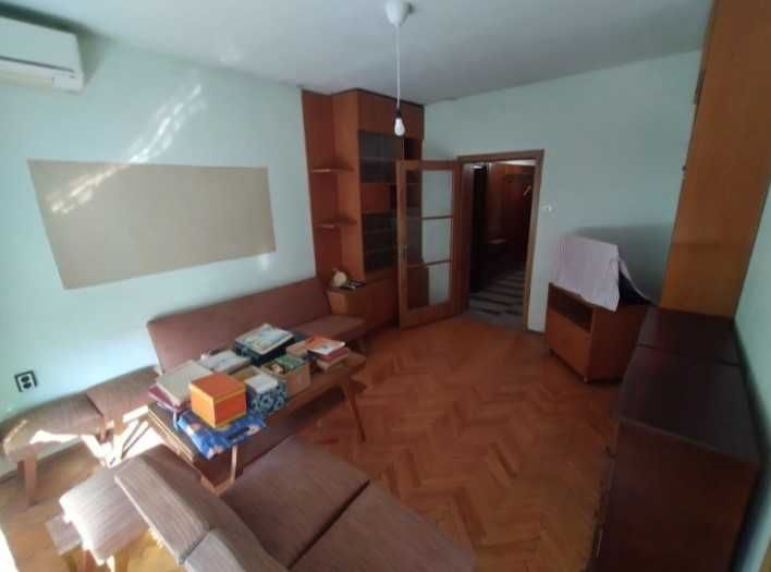 Продава 3-СТАЕН град София, Гео Милев