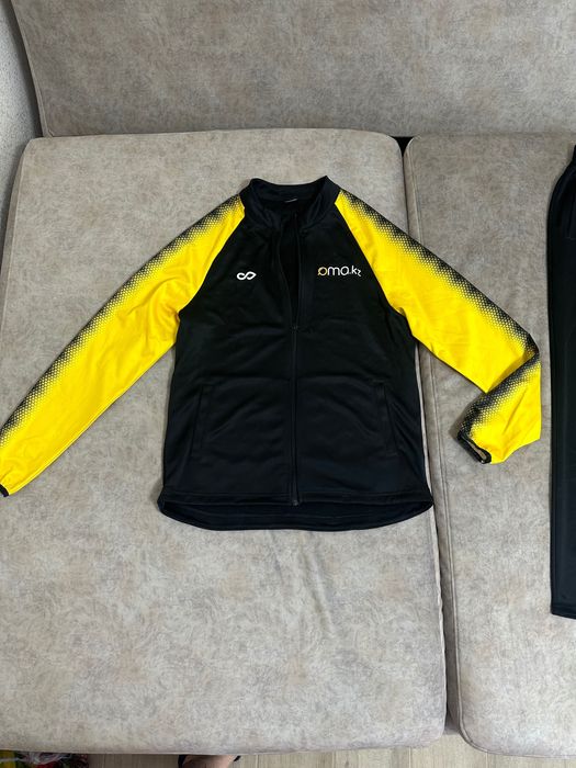 Спортивный костюм мужской