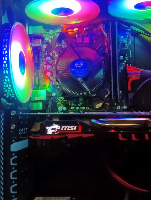 PC Gaming i3 / RX 570 / 16GB RAM / SSD+HDD
