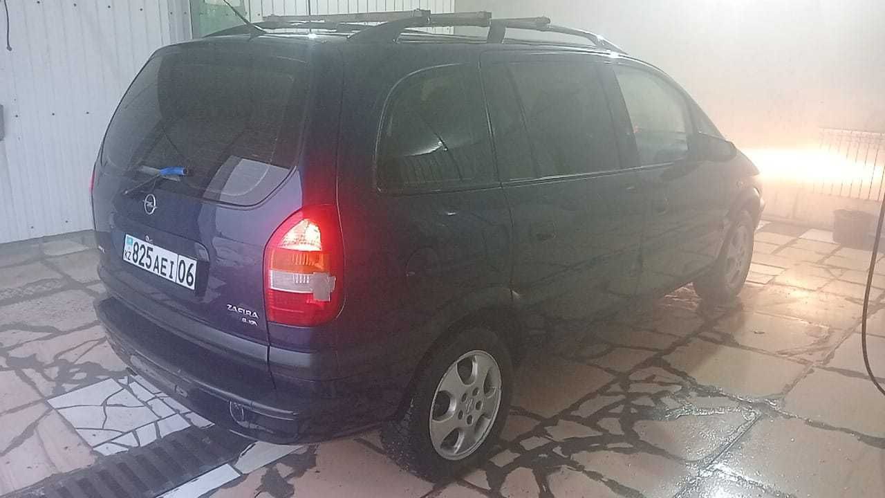 Opel Zafira 1.8 1998