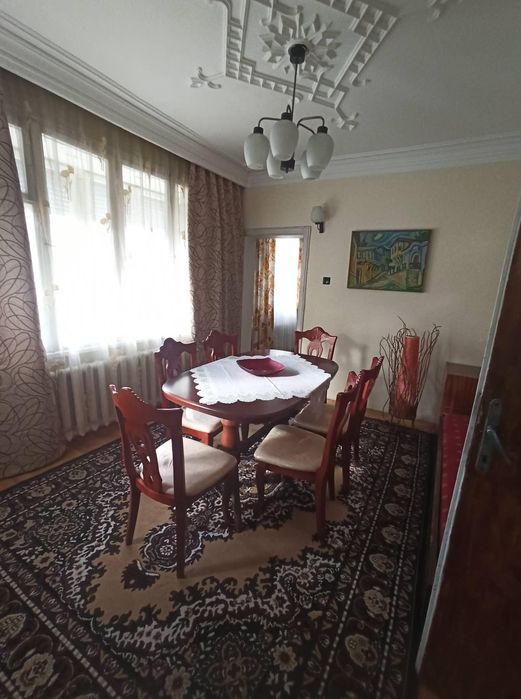 Тристаен апартамент под наем в кв. Мараша