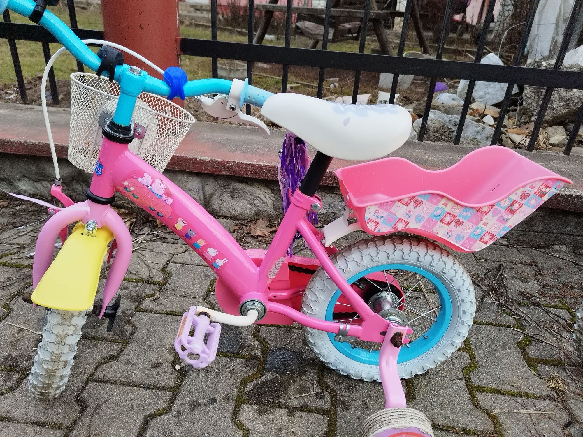 Vând biciclete pentru copii