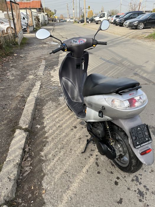 Скутер 50 кубика