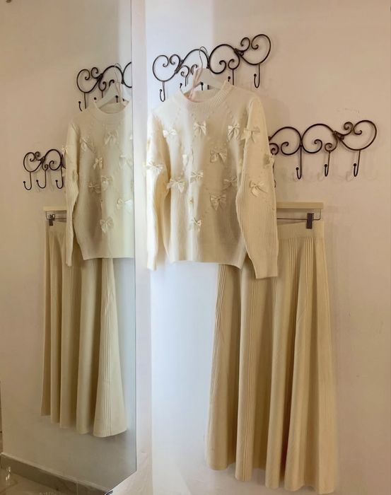 Дървени закачалки / Пластмасови закачалки