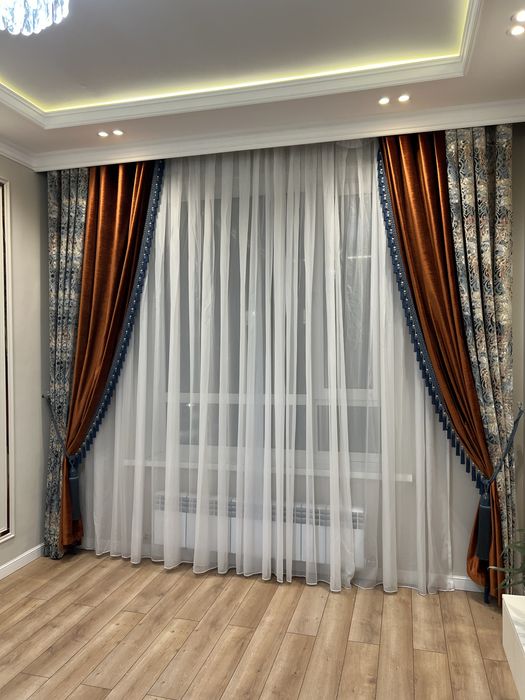 Продам шторы с тюлью.