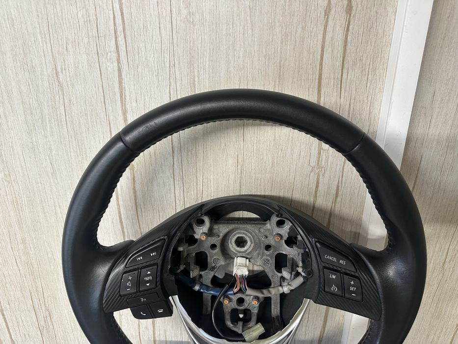 Мултиволан за Мазда 3 след 2012г.!