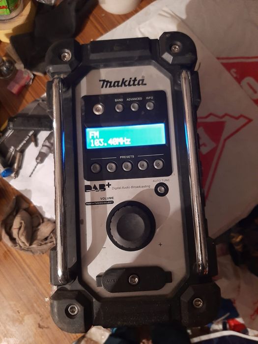 Machita radio dmr110