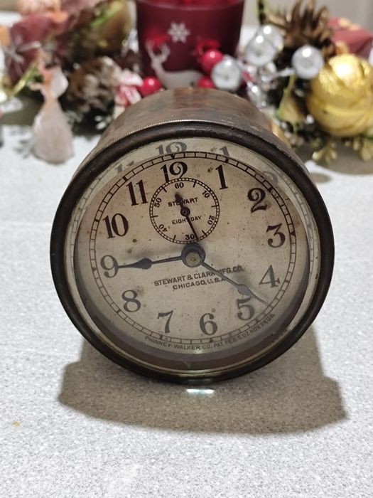 Антикварен  Месингов Автомобилен Часовник за Табло.