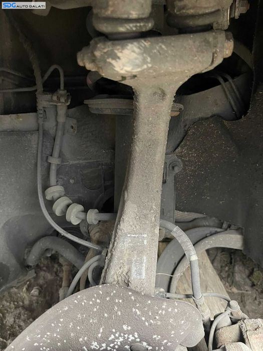 Fuzeta cu Rulment Roata Stanga Fata Audi A4 B8 2.0 TDI 2008 - 2015
