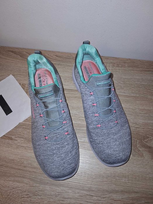 adidasi dama sketchers marimea 41