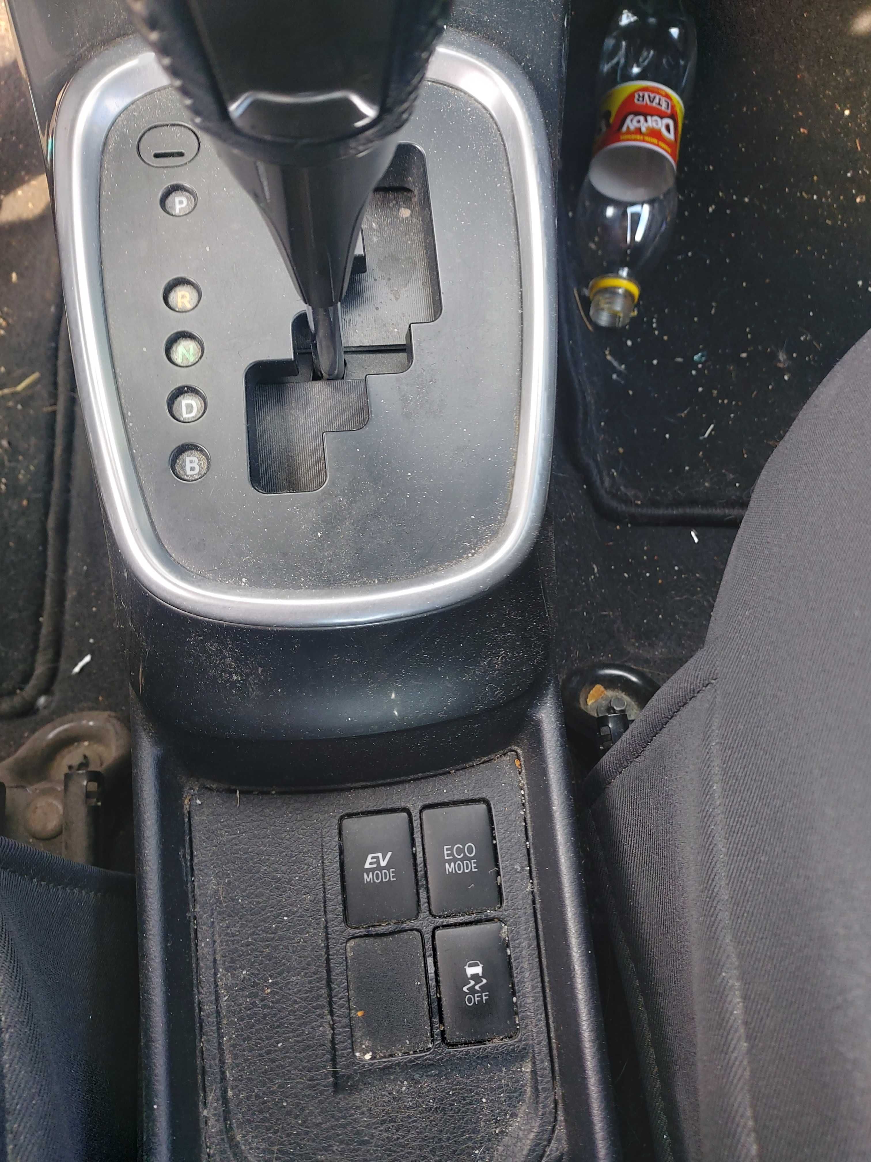На Части Тойота ярис Toyota yaris 1.5 hybrid