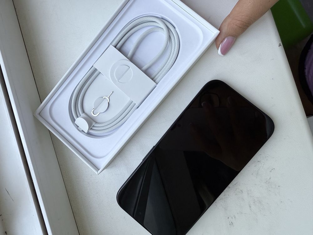 iPhone 16 сатылады
