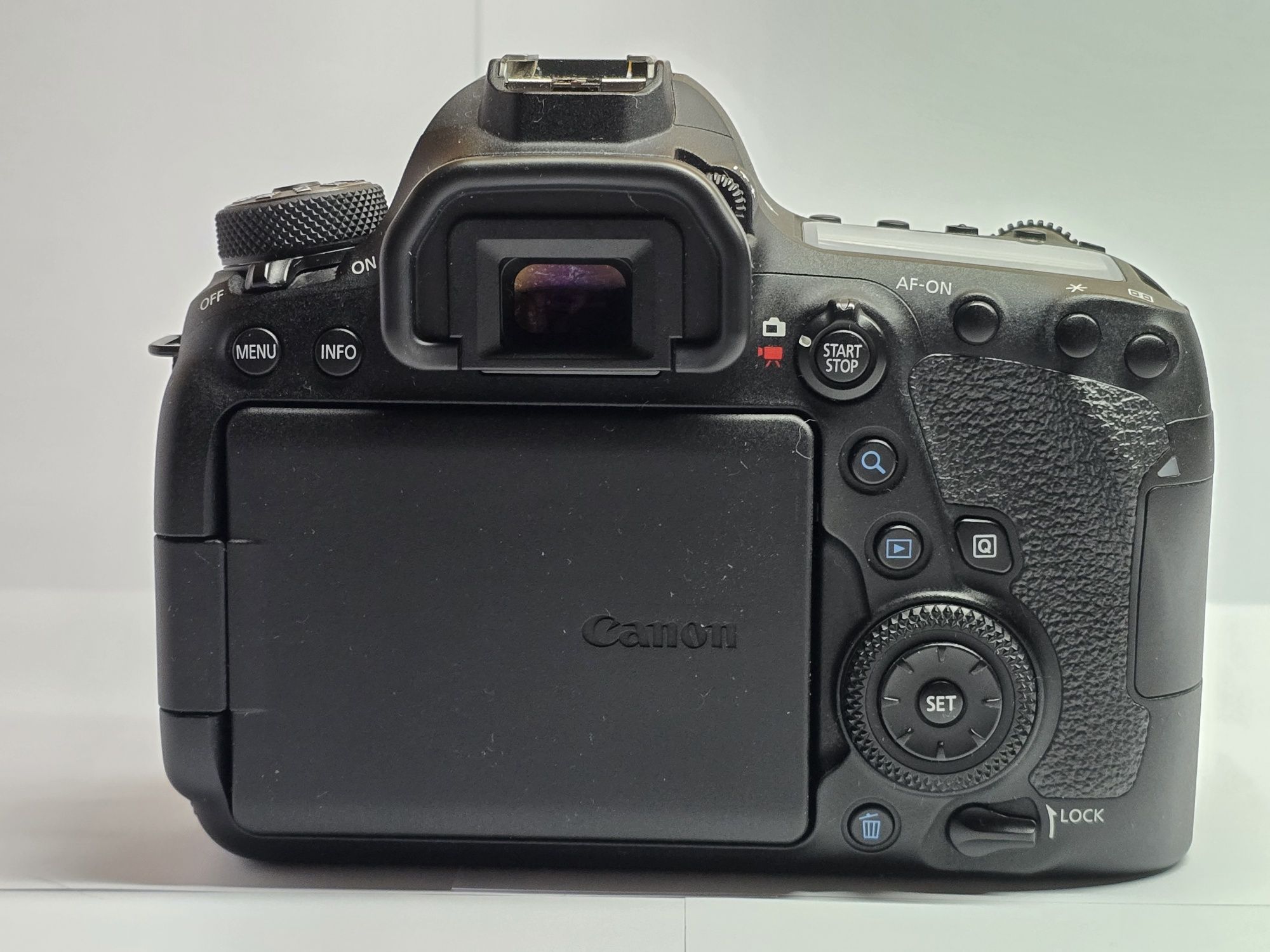 Продам Canon 6D Mark 2