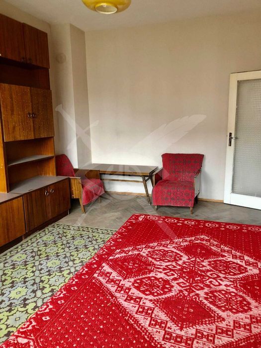 Дава се под наем Двустаен апартамент в Варна, Левски - 40 кв.м за 250 € - Снимка #1