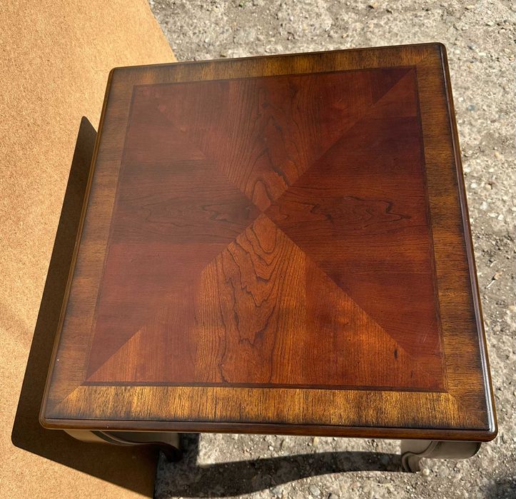 Masuta de cafea din lemn; Masa cu blat 60x65 cm