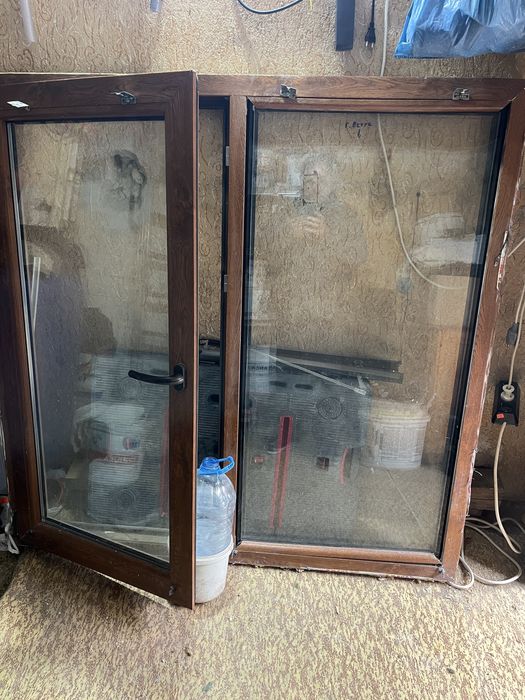 ПВЦ прозорец златен дъб