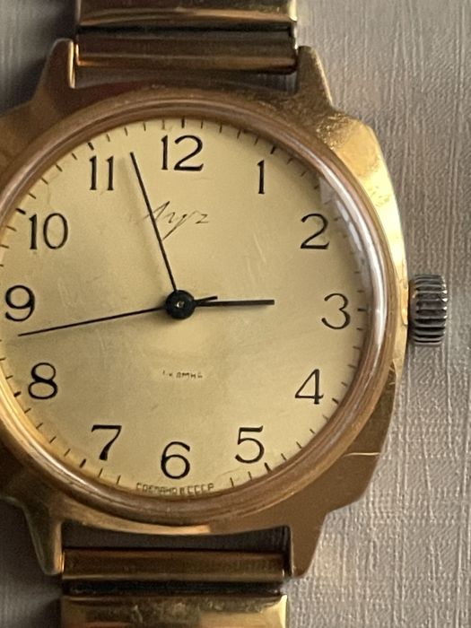 Urgent Vand ceas mecanic cccp.