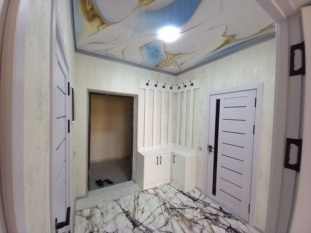 Продаётся квартира 2хком 43 кв, ул. Рудакий Саодат