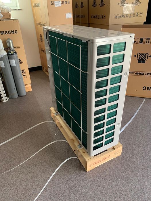 Термопомпа Samsung AE260RNWSGG/AE090RXEDGG 9kw