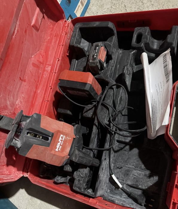 Laser Hilti PM40
