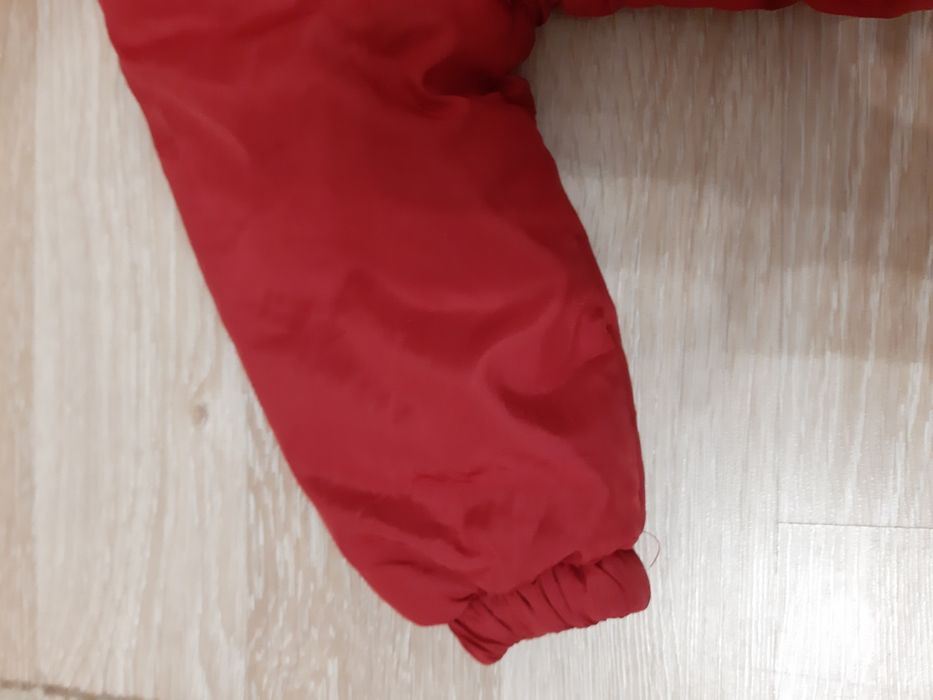 Geaca fetite culoarea visinie marimea 80
