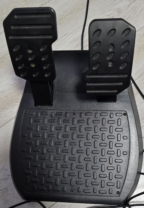 Volan Xbox 360 Thrustmaster