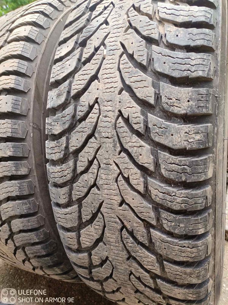 Зимни гуми Nokian Hakkapeliitta 9 SUV, 265/70 R17 от Toyota 4Runner.