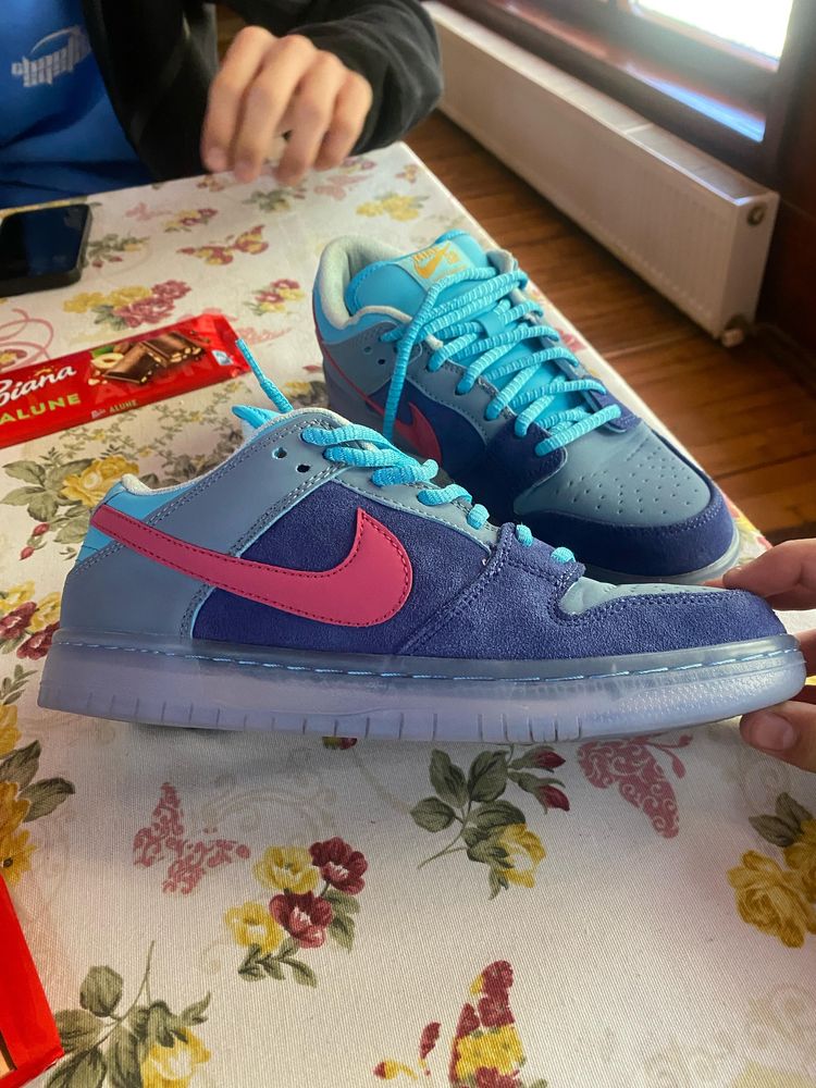Nike SB-Dunk-low-run-jewels