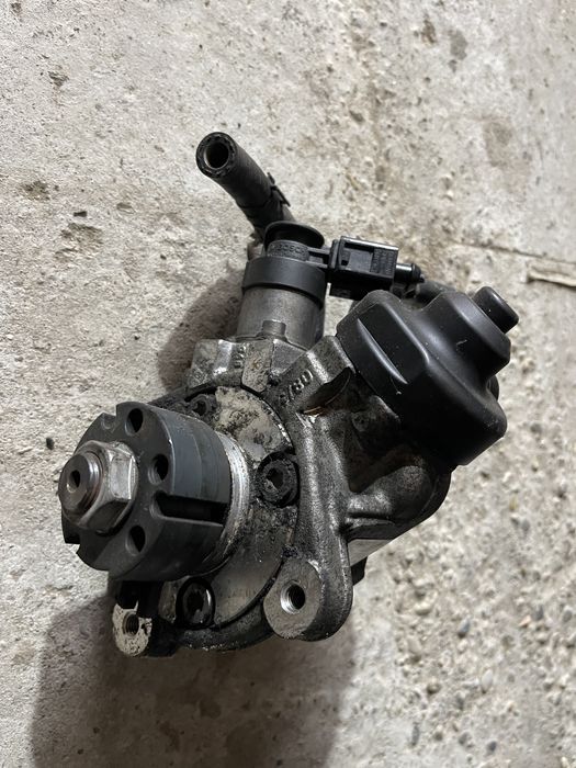 Pompa Inalta presiune 03L130755L  2.0 tdi VAG passat /cc motor cfg