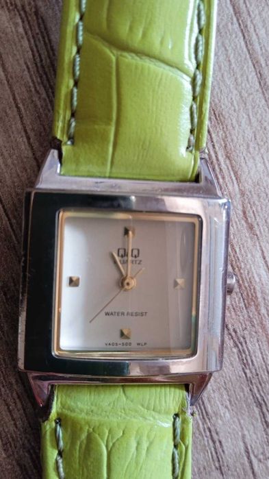 Дамски часовници