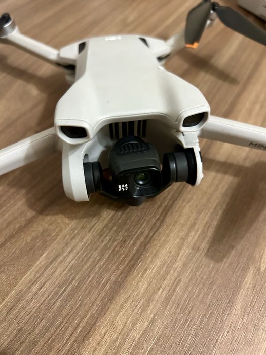 DJI MINI 3 с една батерия