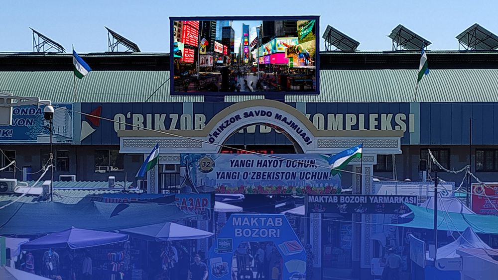 O'RIKZOR SAVDO KOMPLEKSi dagi LED ekranlarda rekmlama joylashtrish.